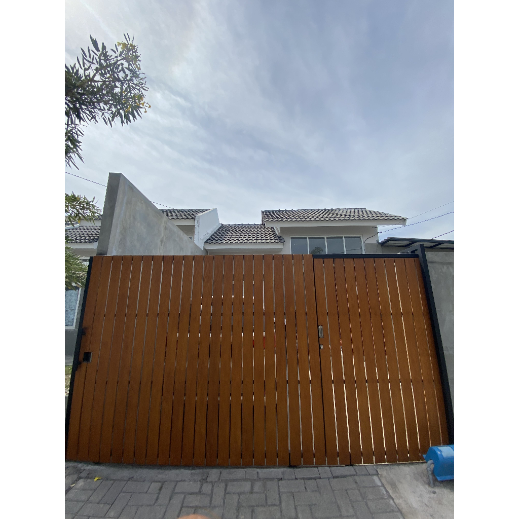 Pagar Rumah Woodplank