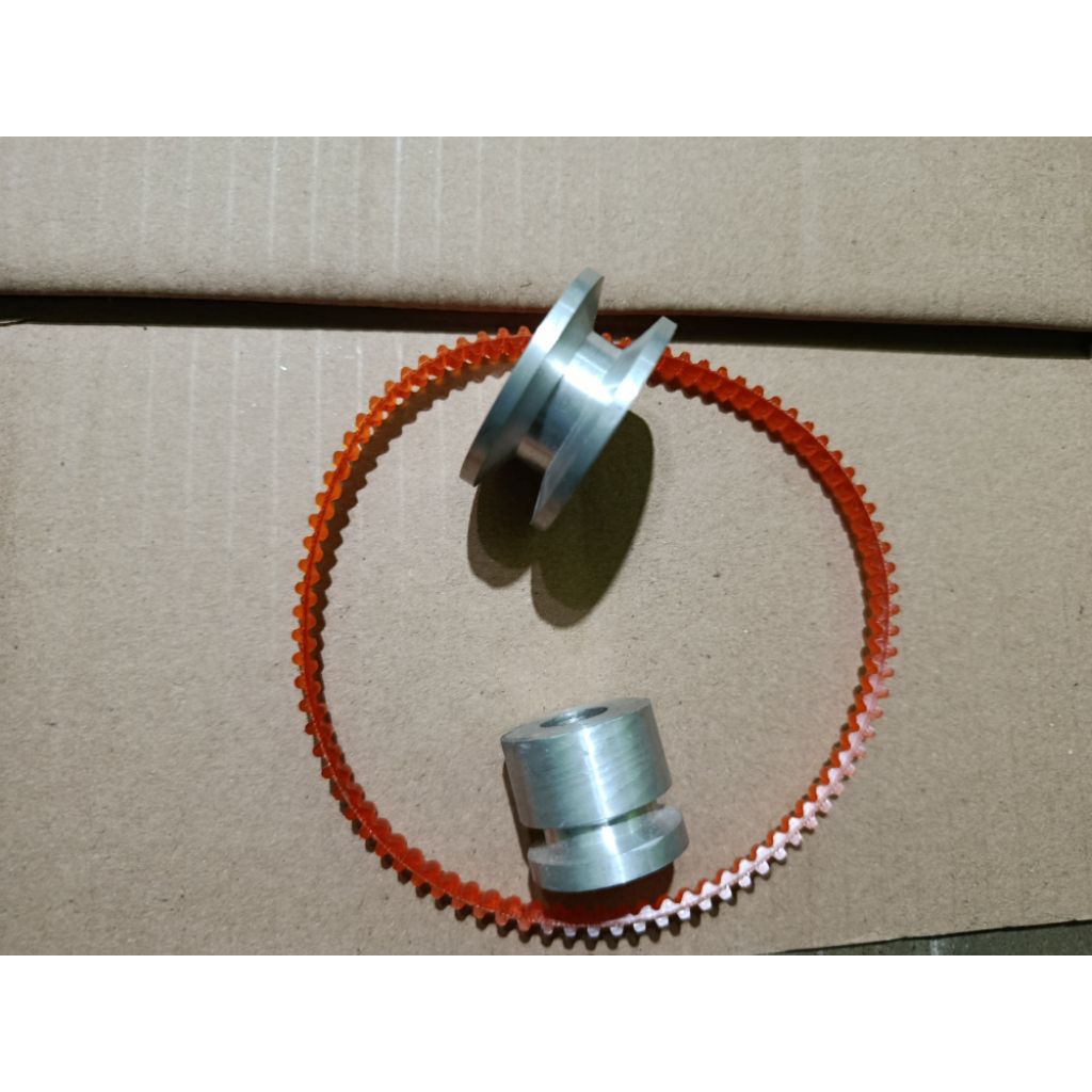 1  PAKET PULLEY DINAMO POKKA (pulley 4 cm+pulley 1 inc as 12mm+karet vanbelt) free baut