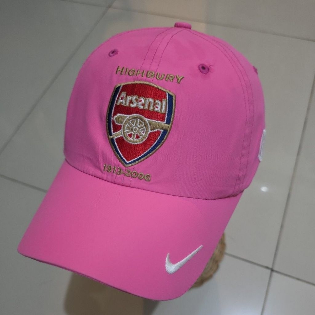 Topi Arsenal Original - Stadium Highbury
