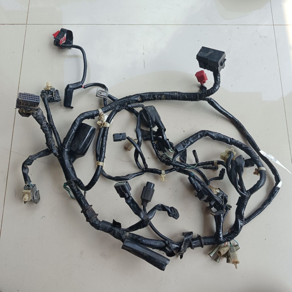 kabel body bodi honda CBR150R CBR 150R K45A original