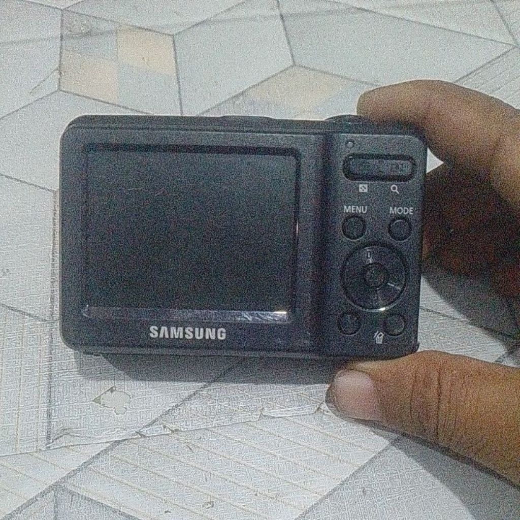 CAMERA DIGITAL SAMSUNG ES9 BAHAN