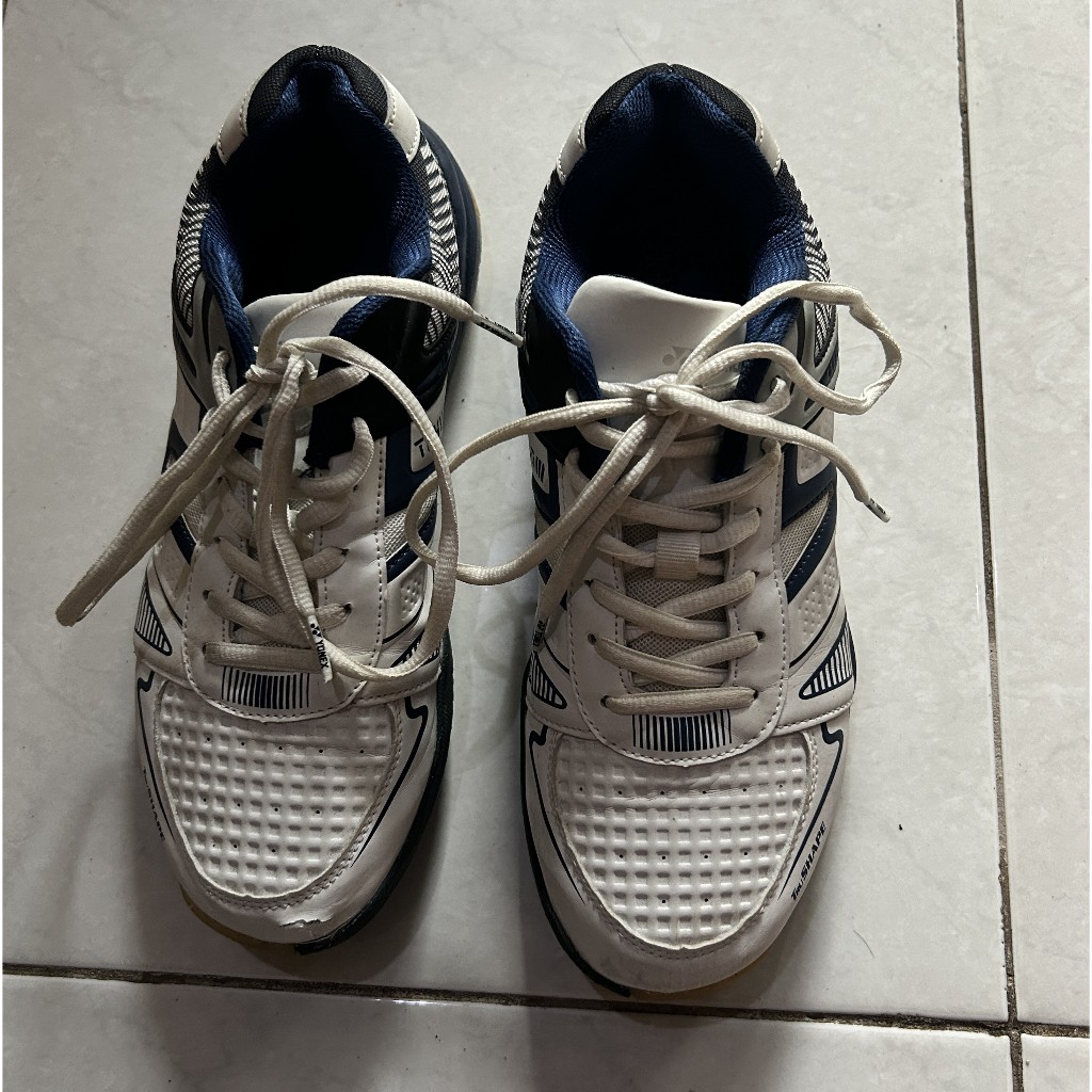 Second Sepatu Badminton Yonex Tokyo 3 ( Minus )