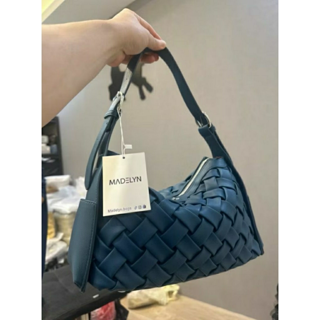New Dublin Bag Madelyn Bag (INDIGO BLUE) Ruella New Dublin Madelyn Tas Selempang Wanita Madelyn Dubl
