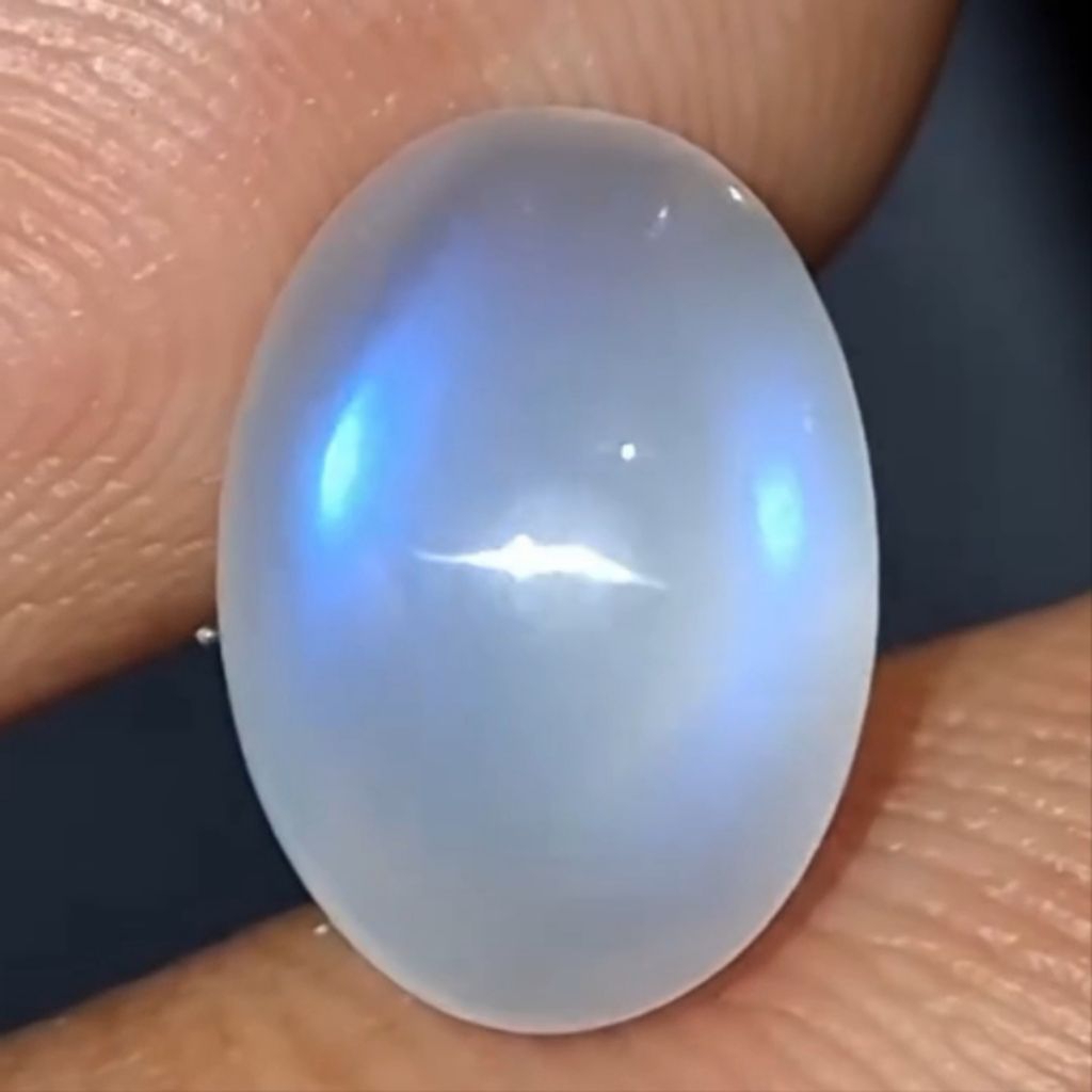 Natural Moonstone (Orthoclase) 3.75ct NTD Srilanka Ceylon Biduri Bulan Air Laut