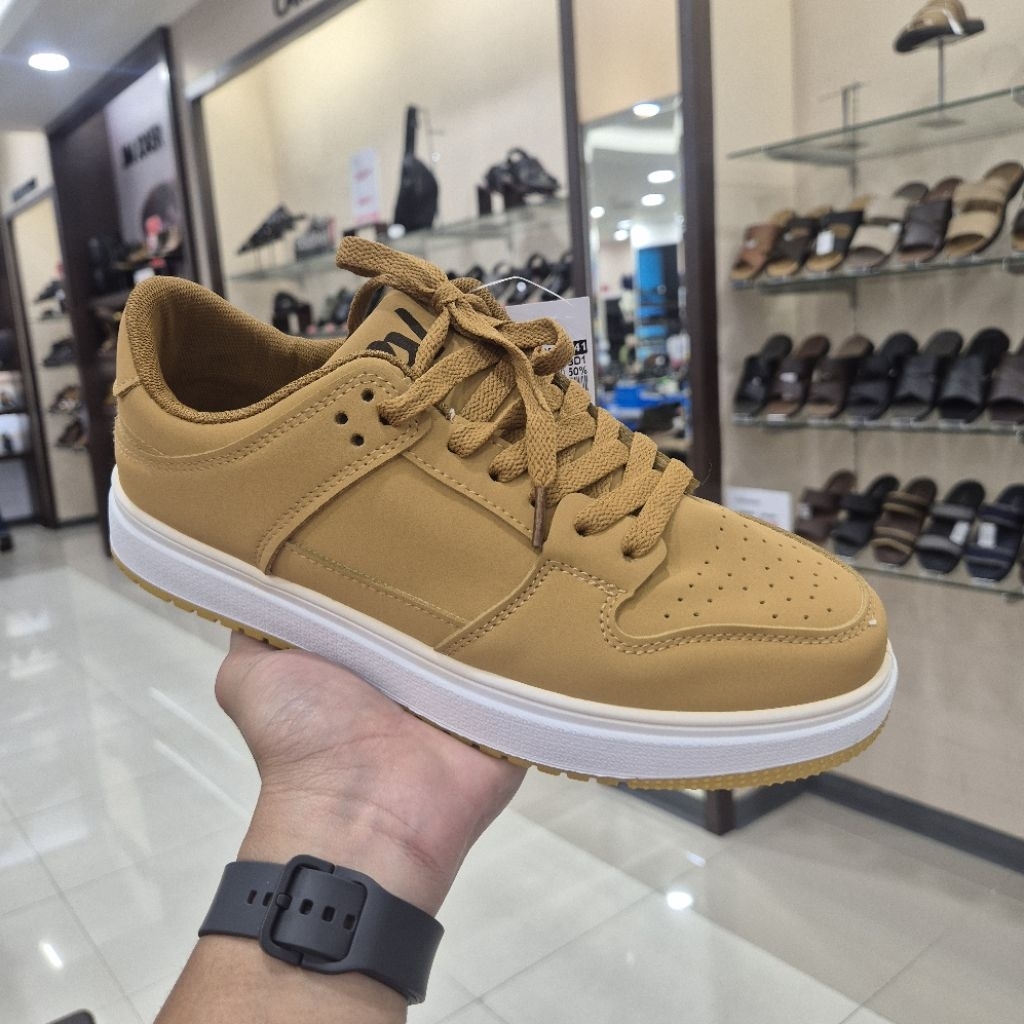 ROCK VALLEY Sepatu sneakers pria best seller size 39-44
