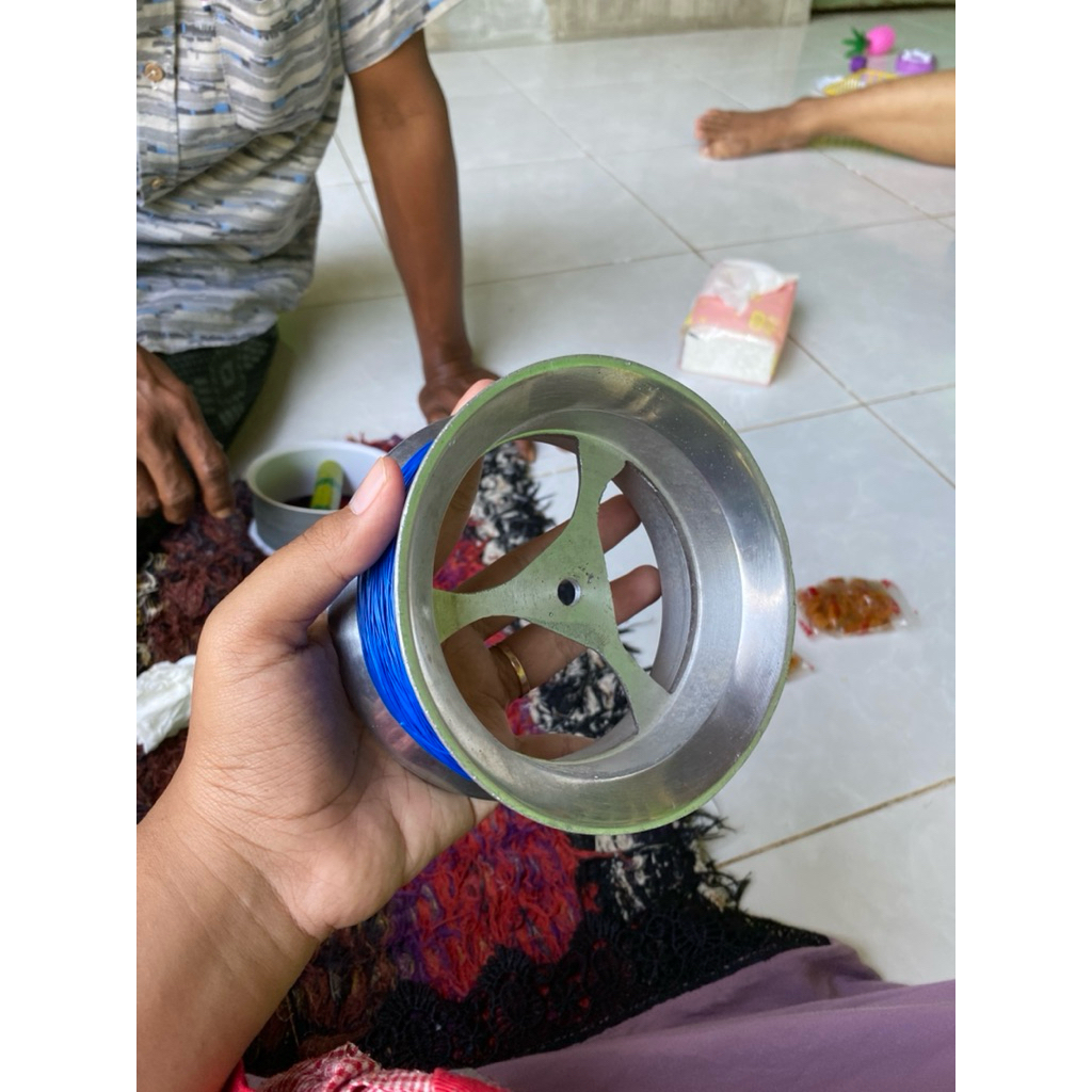 GULUNGAN SENAR GULUNGAN SENAR LAYANG LAYANG GULUNGAN SENAR SUPER