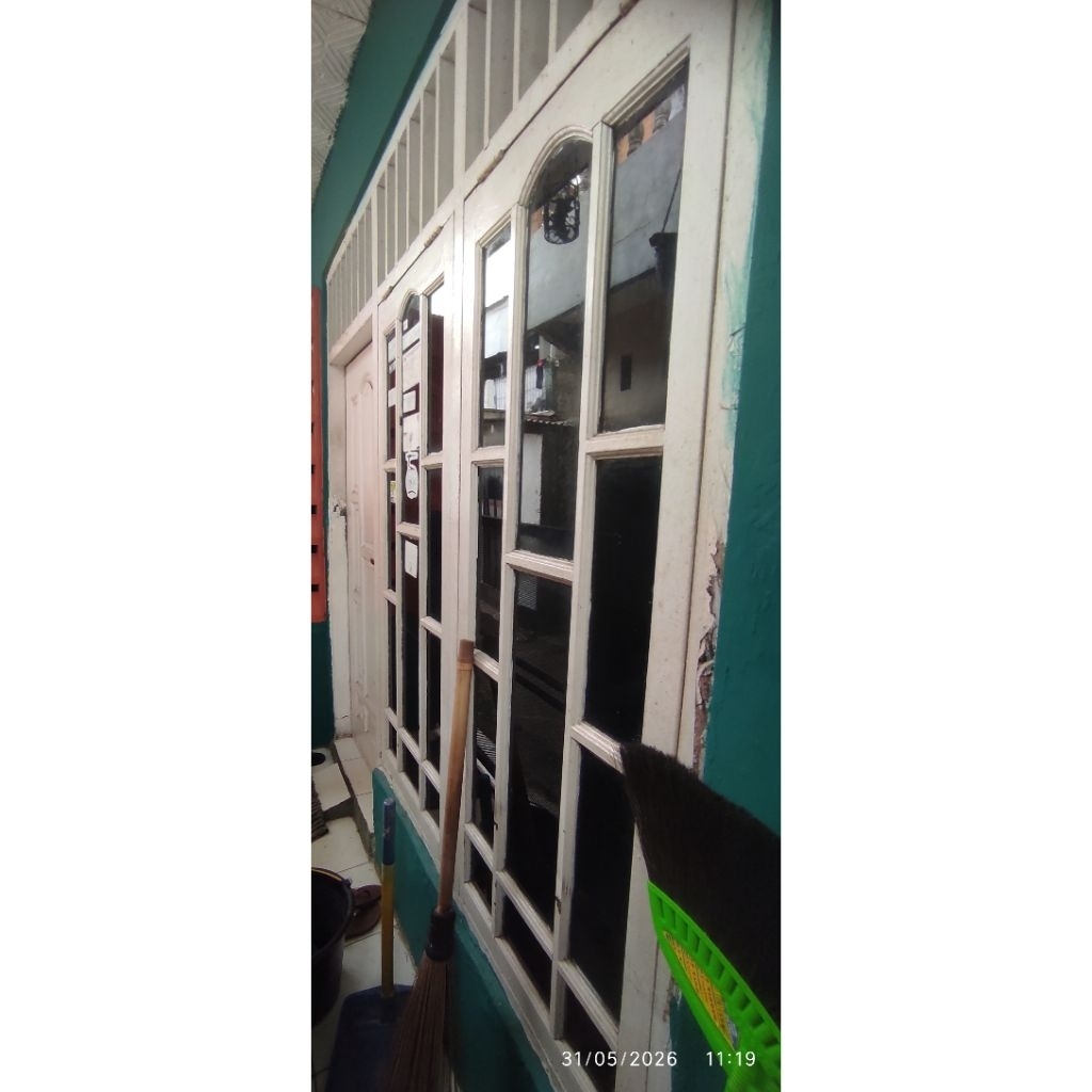 Pintu Jendela kayu kamper (bekas)