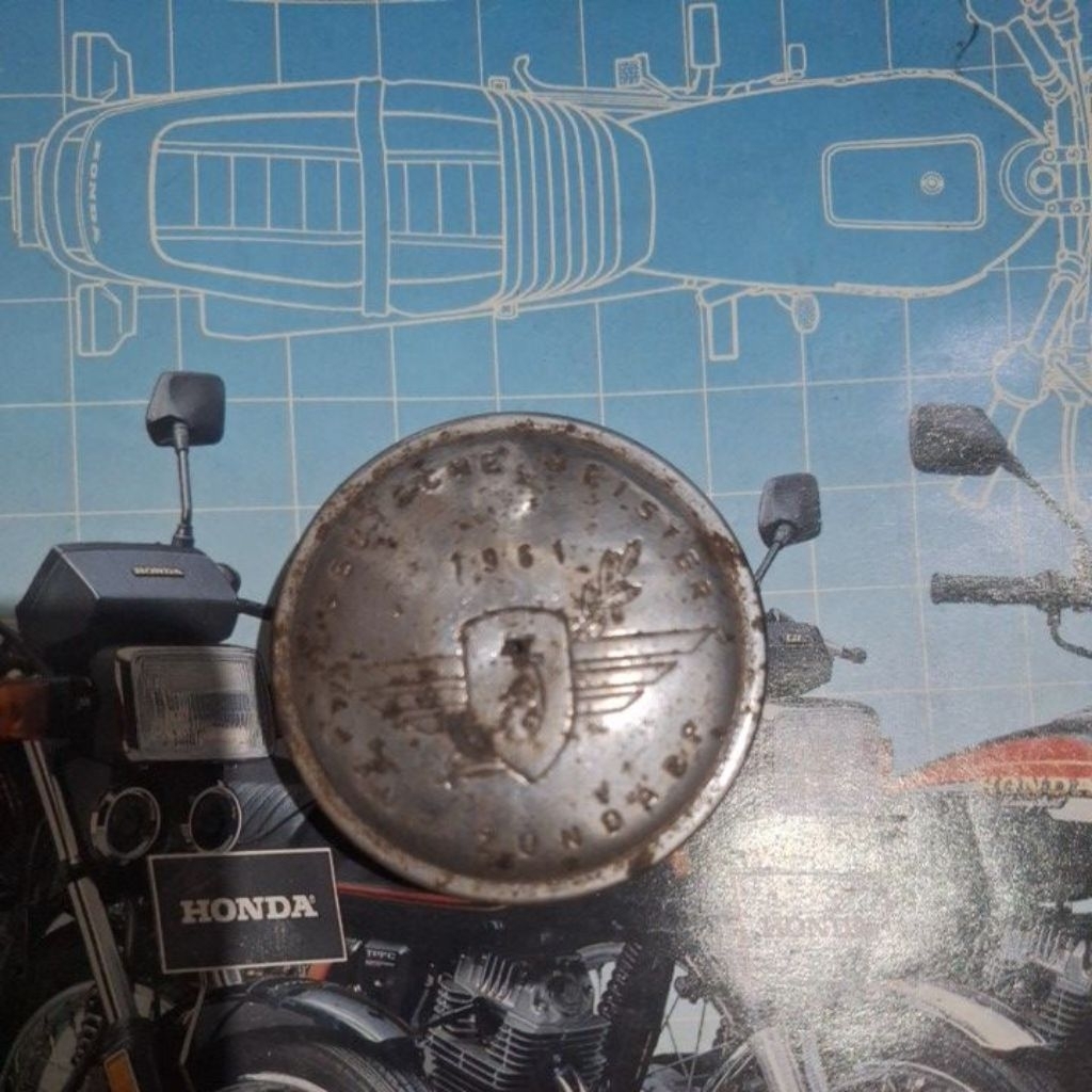 tutup tangki ZUNDAPP original layak pakai