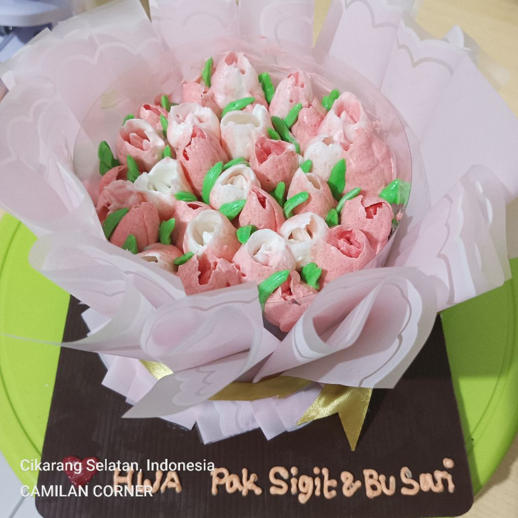 bouquet cake cikarang selatan 10cm dan 14cm