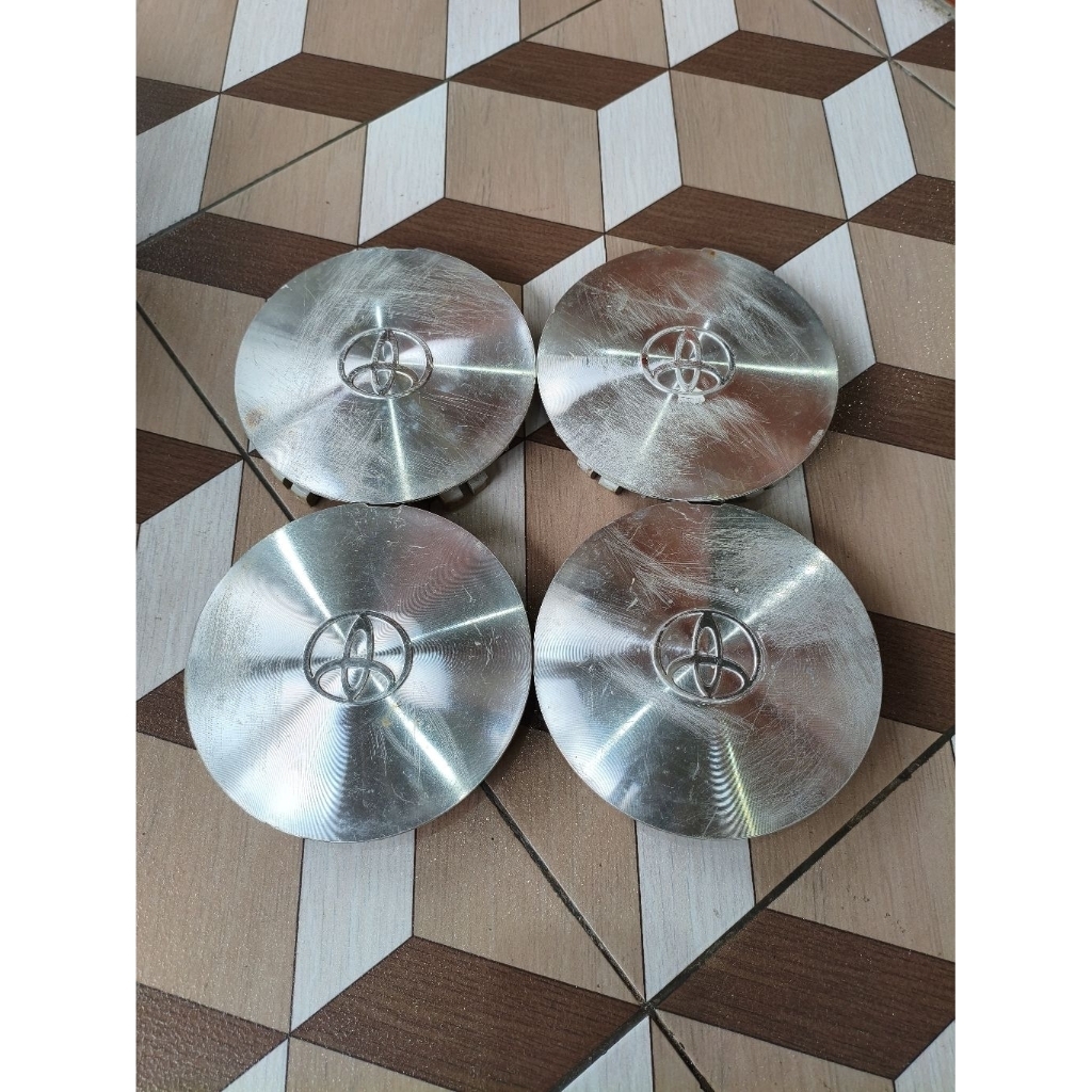 dop roda tutup velg velk mobil kijang lgx 1997 - 2002 original second