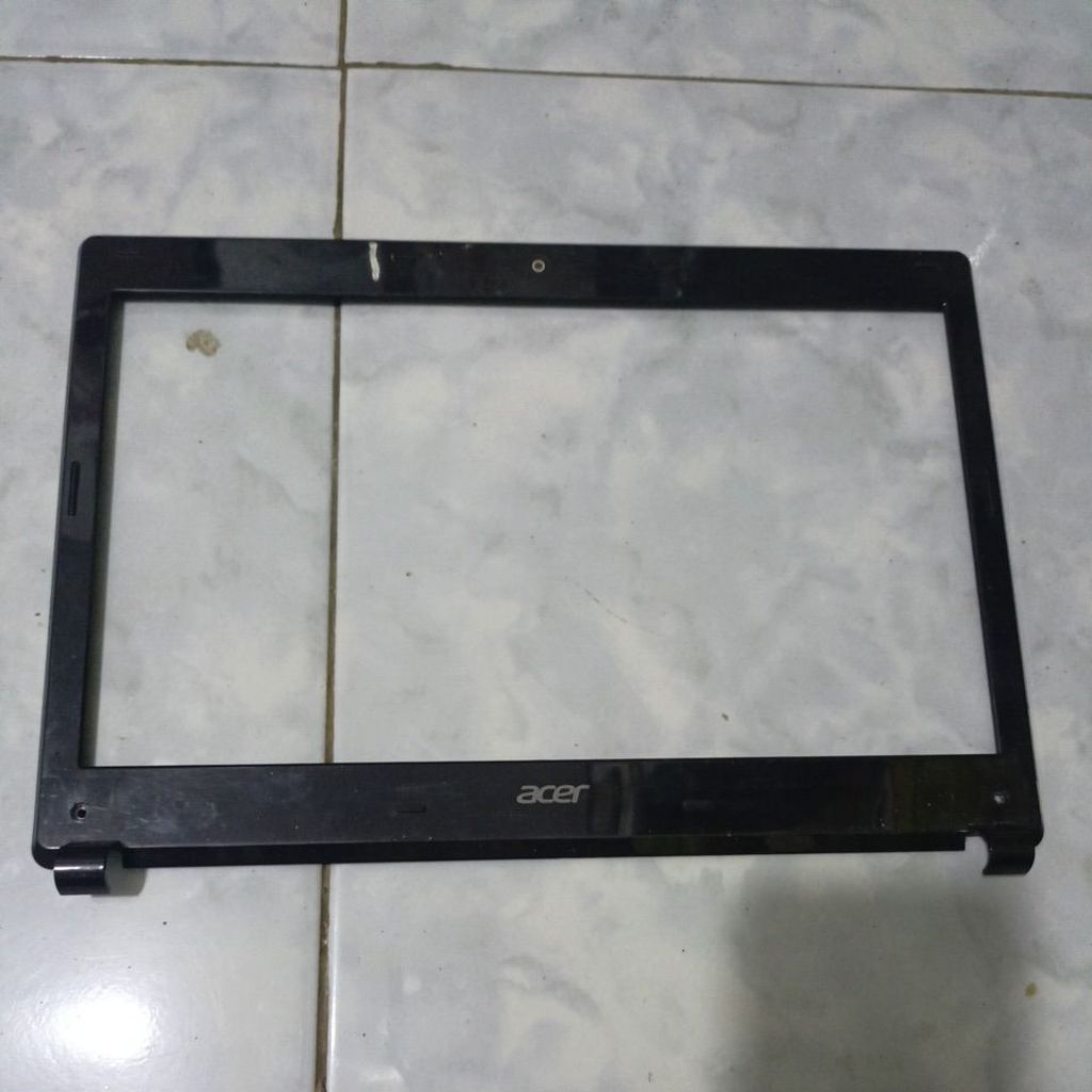 frame lcd laptop acer aspire 4752