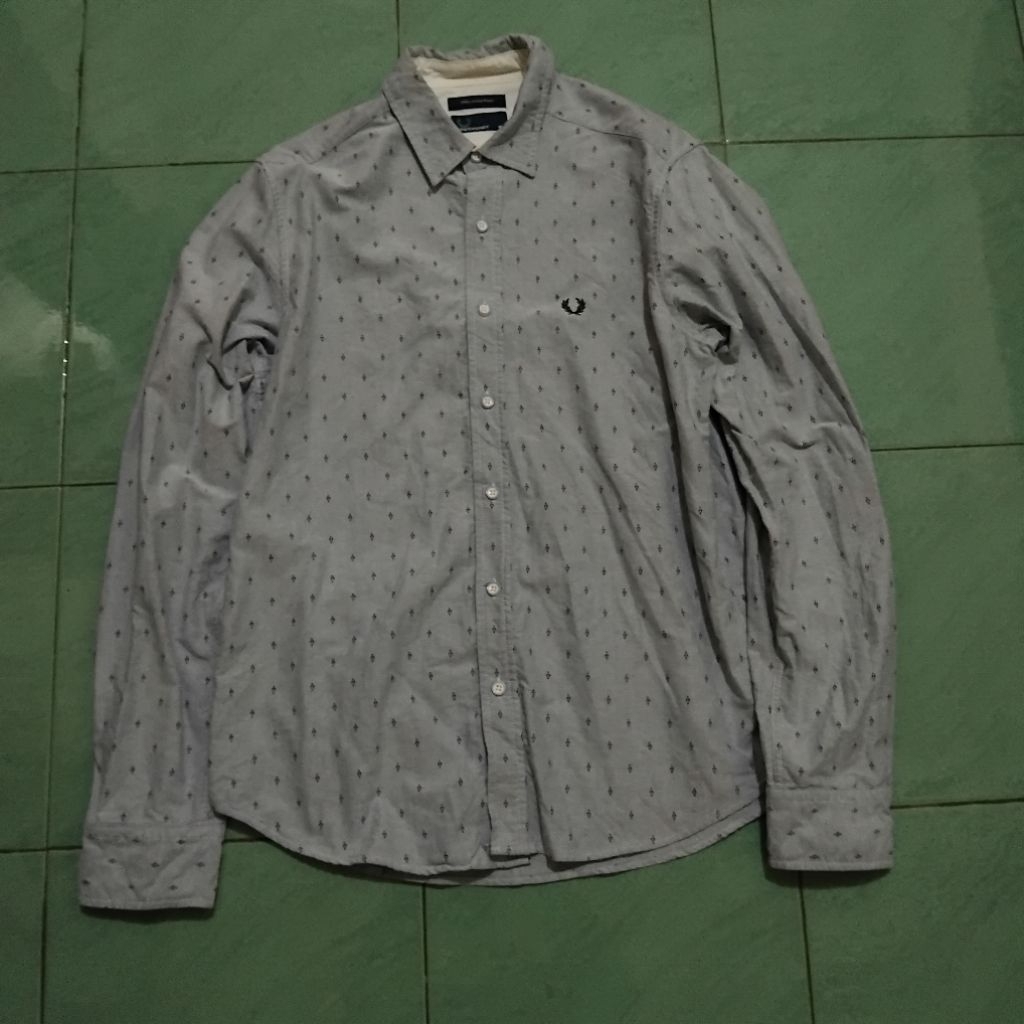 Kemeja fred perry abu