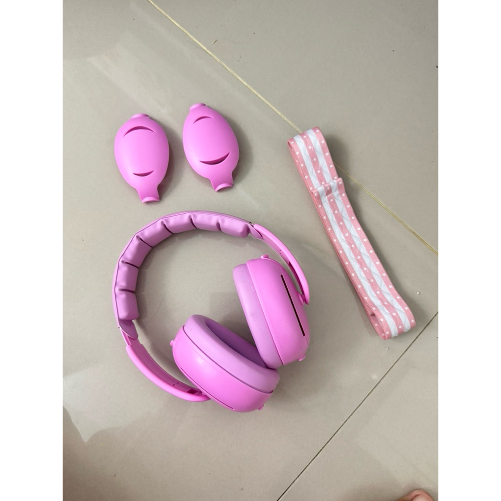 Preloved Earmuff bayi pink