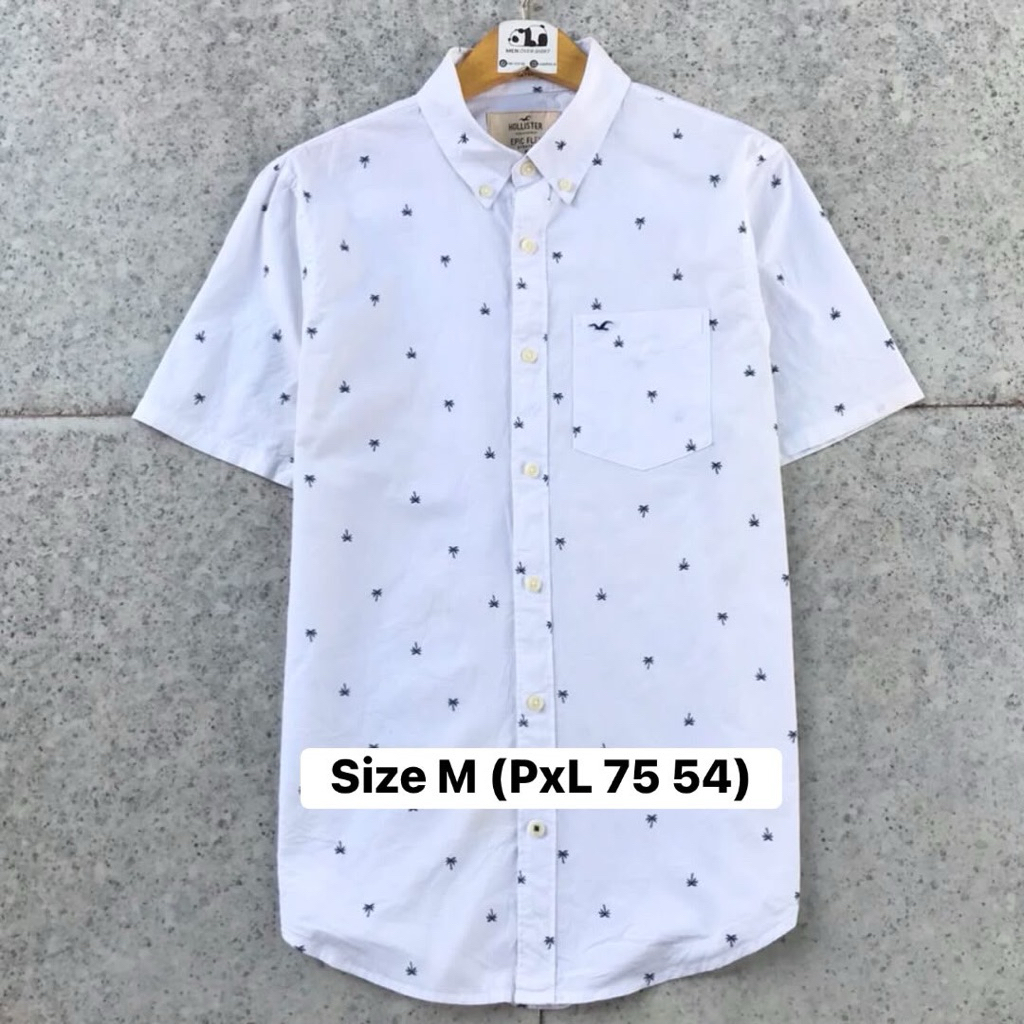 Kemeja Motif Hollister