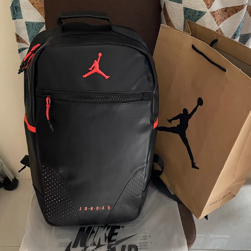 TAS RANSEL JORDAN / RANSLE KULIAH KERJA SEKOLAH / RANSEL JORDAN RETRO 6 LEATHER ORIGINAL HITAM