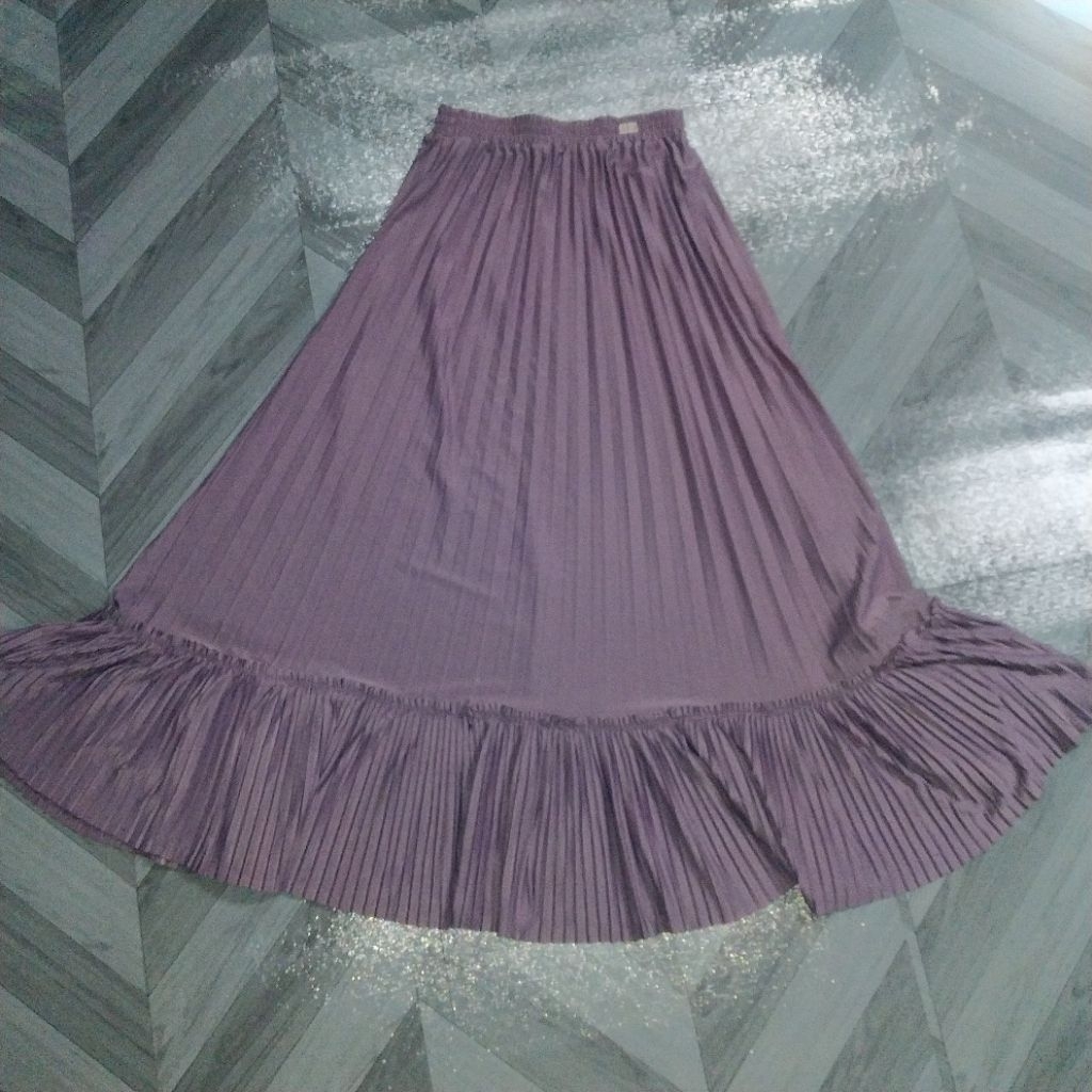 [SECOND] Rok Plisket Jumbo Bahan Jatuh Brand Sonia
