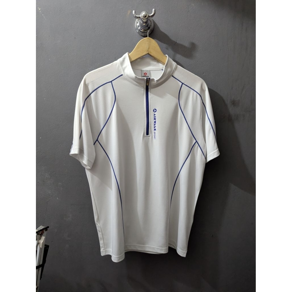 jersey Airwalk size M running