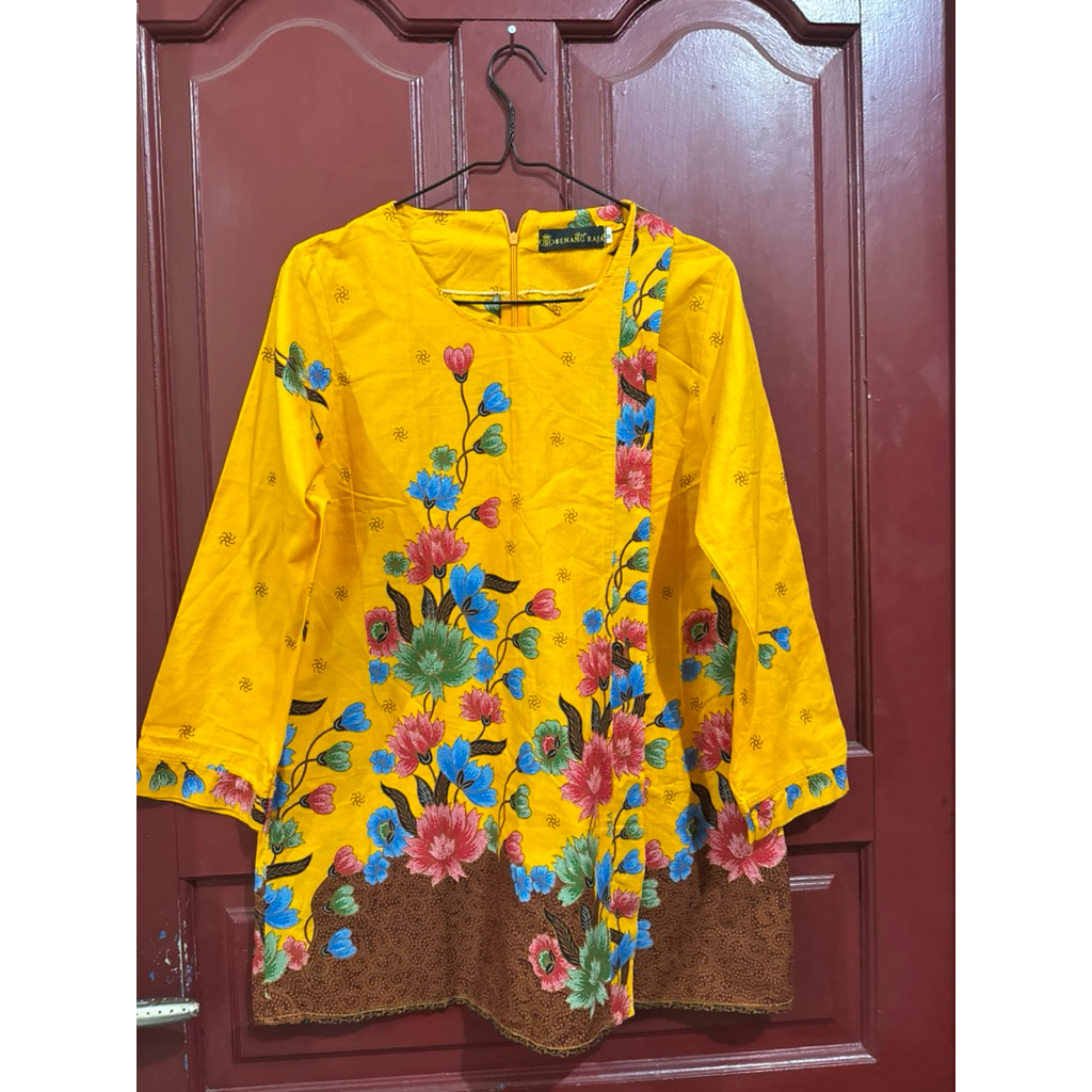 Batik Benang Raja