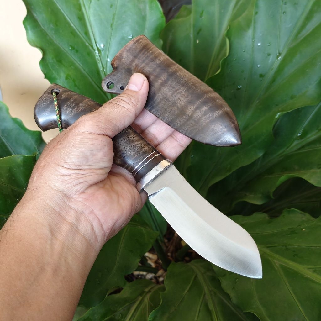 D2 Handmade skinner knife. Pisau seset 10.2cm dengan material  baja D2 setara Bohler K110 atau SKD11