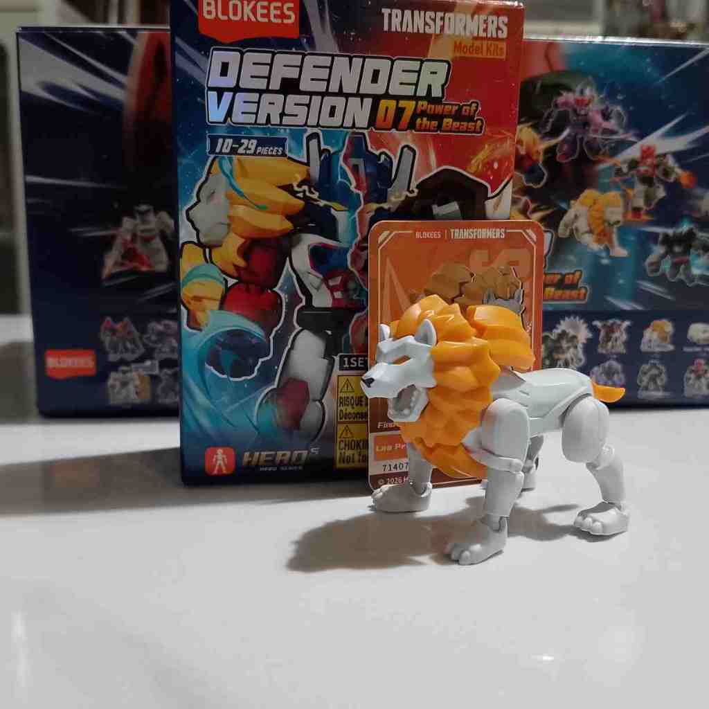 Blokees Transformers Galaxy Defender 07 Leo Convoy Alt Mode/Singa ori