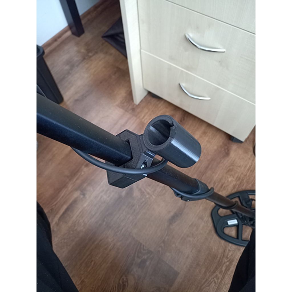 PinPointer holder for Minelab Vanquish