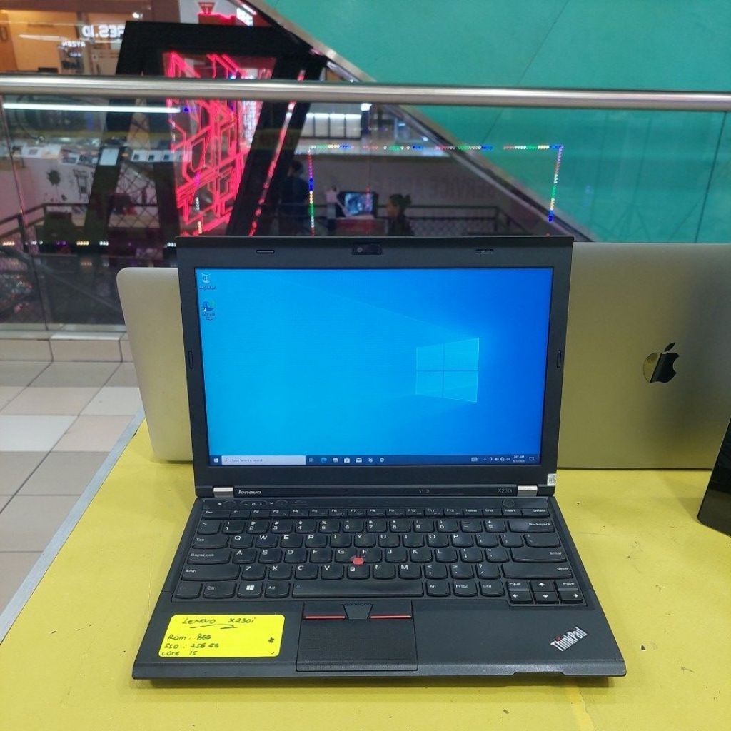 Laptop Lenovo Thinkpad X230i core i5-3320M Ram 8GB ssd 256GB 1362