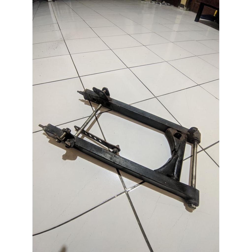 Swing arm Jupiter Z  Jupiter Z lama original copotan