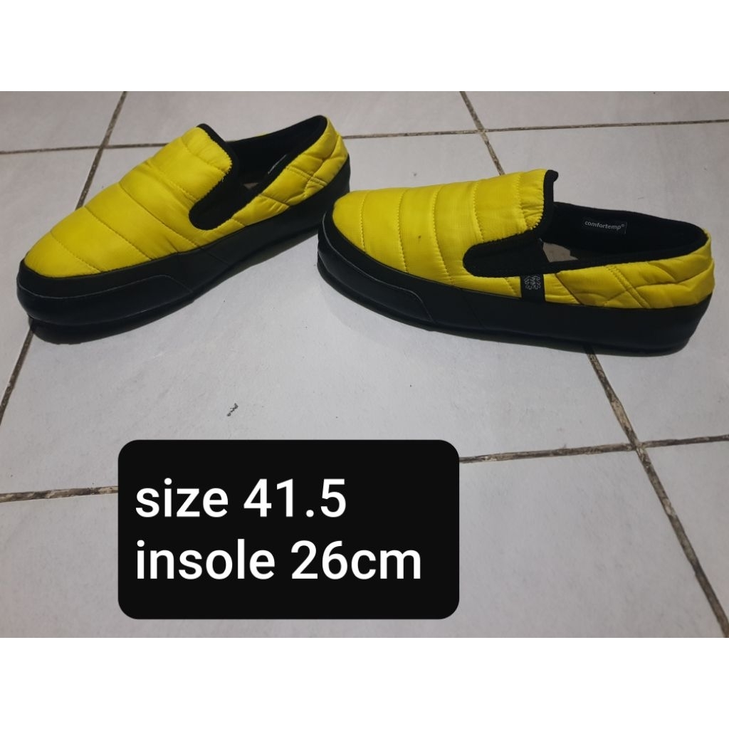 SepatuSlipOnKolonSport