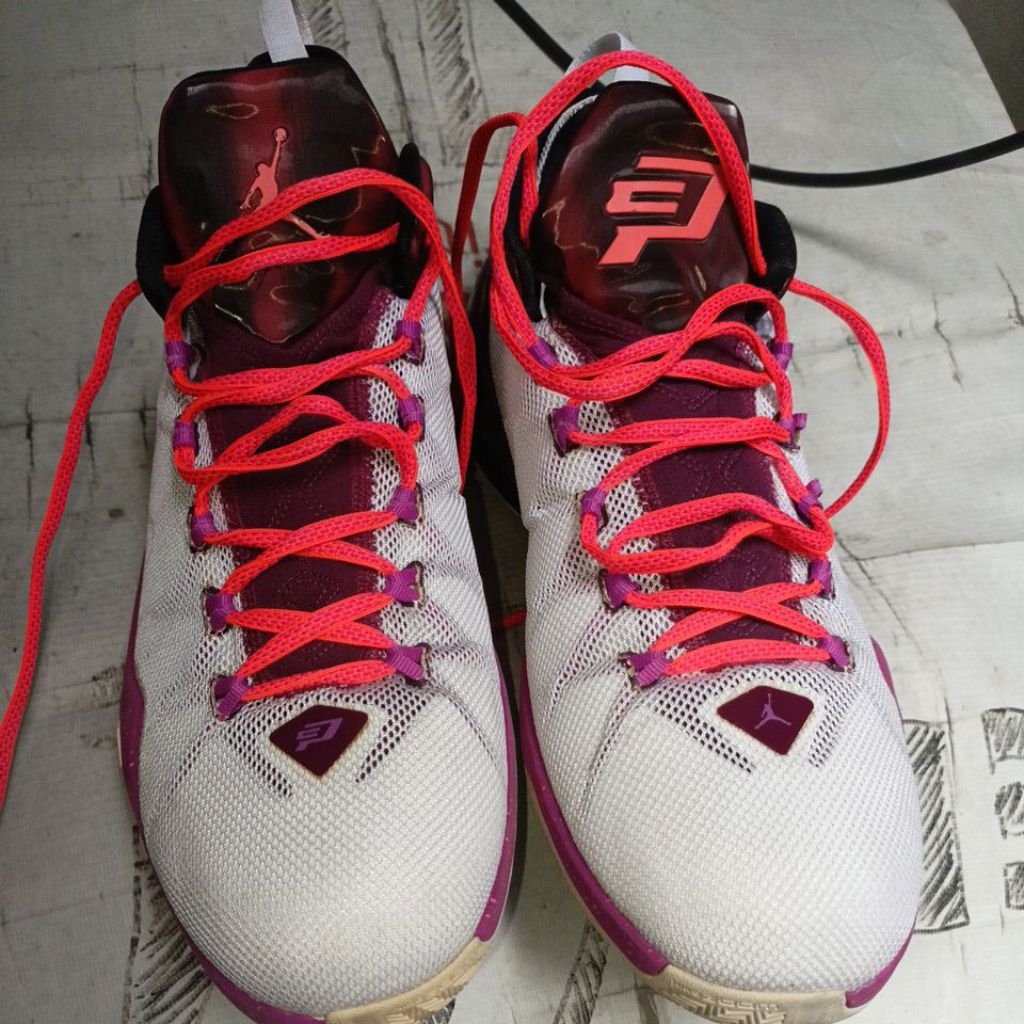 Sepatu basket langka jordan cp3 8 burgundy size 47,5 insole 31 cm