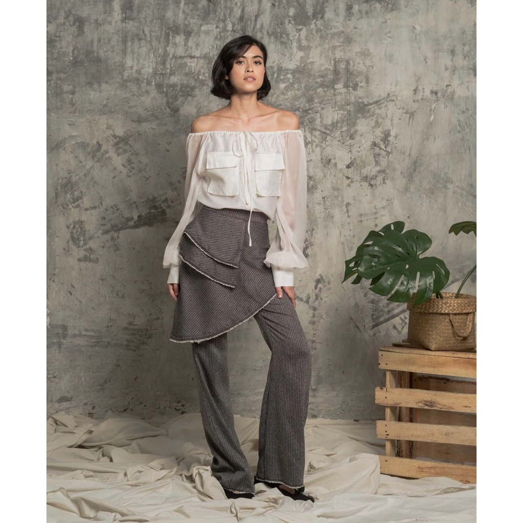 MARYALLE - Bergamo Flare Pants Size S