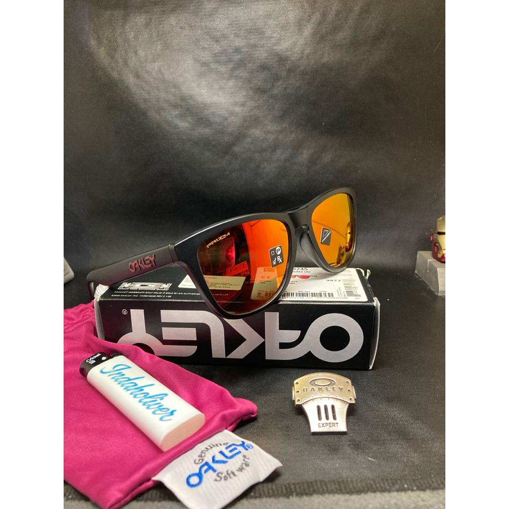 kacamata  Oakley  Frogskins  A Prizm Ruby