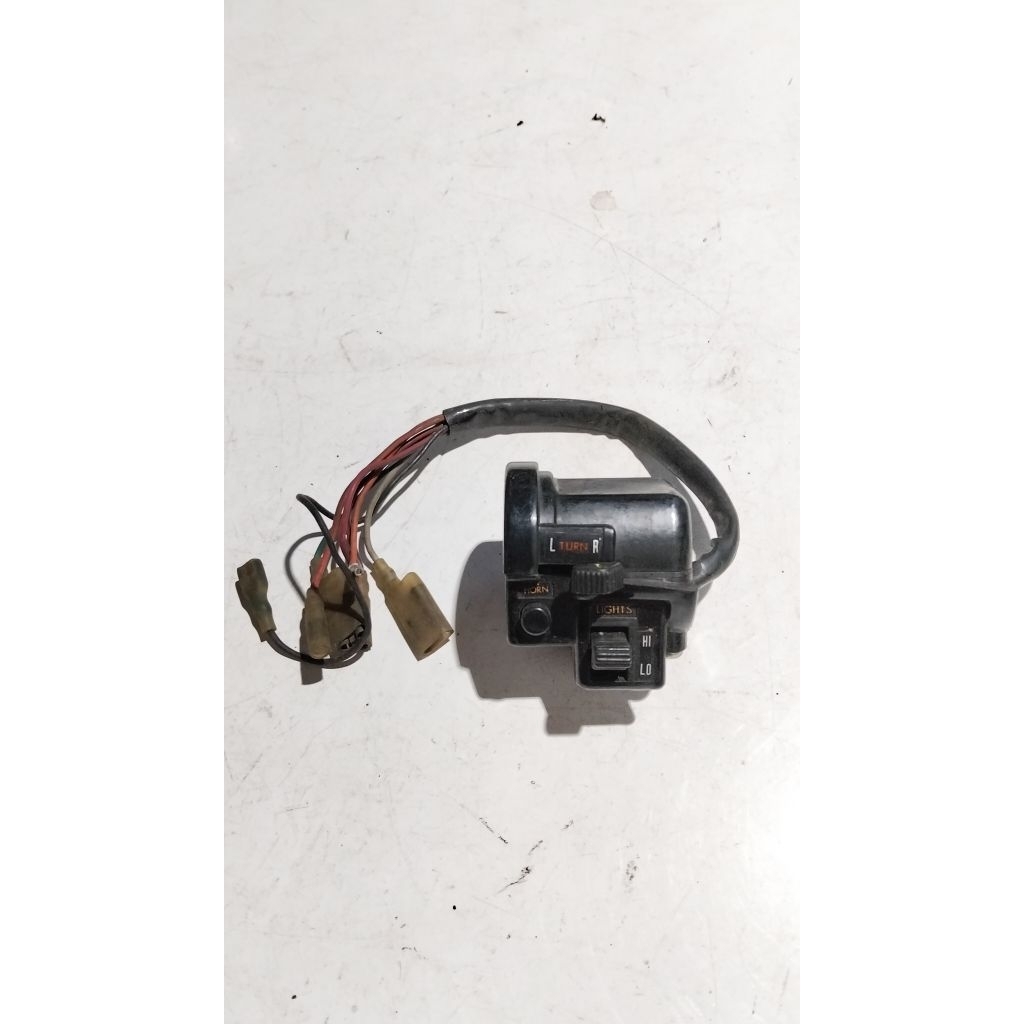 holder kiri Binter JOY OLD saklar lampu sein LH Kawasaki Binter JOY AN80 OLD tahun tua NOS