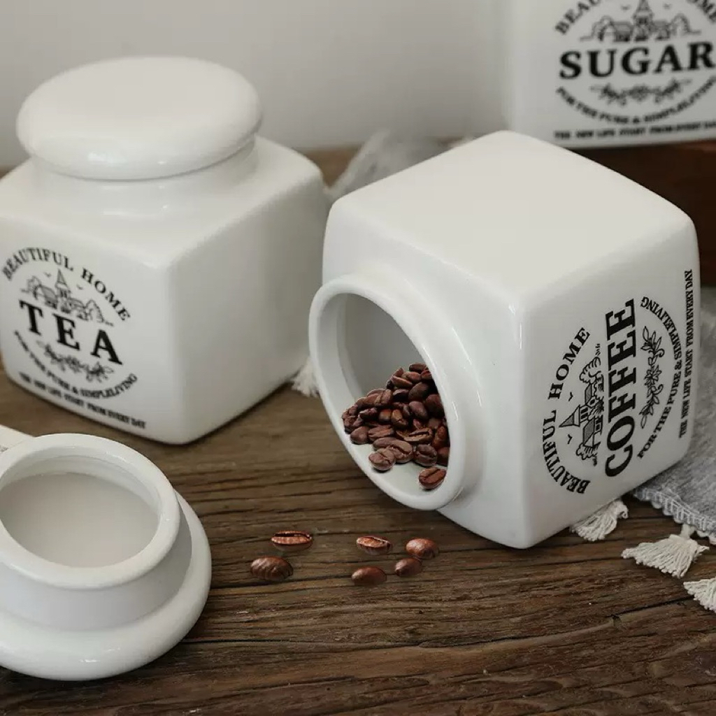Minimalist Ceramic Storage Jar // Toples Keramik Minimalis