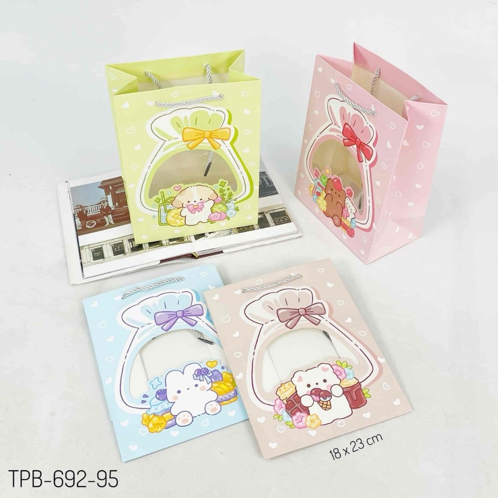 TPB 692-95 - ISI 12 TAS PAPERBAG PORTRAIT MEDIUM UK 23X16X10 CM MOTIF CUTE ANIMAL PITA SEMI TRANS WA