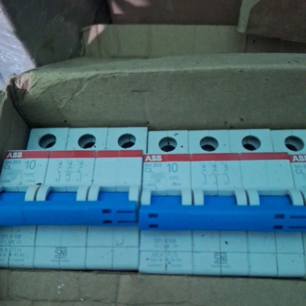 MCB ABB PLN 10A 3 PHASE ORI