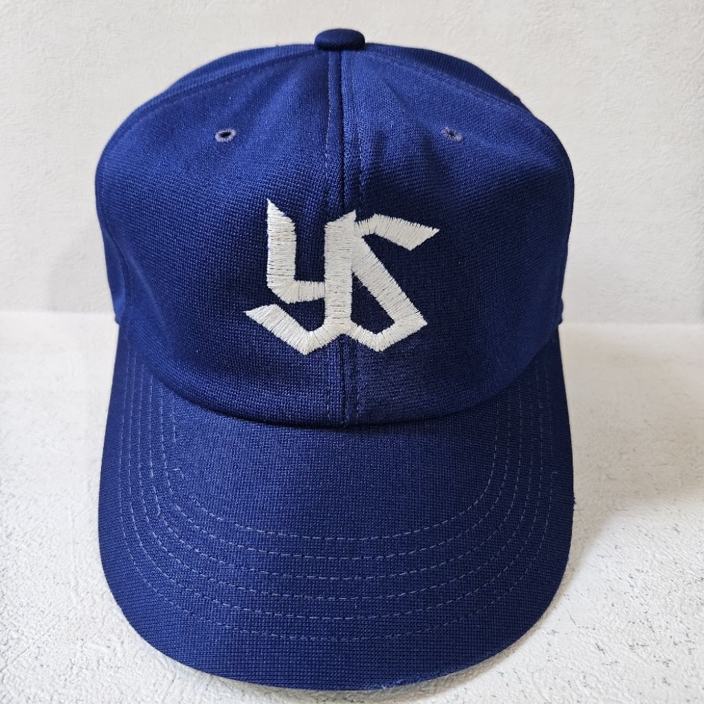 VINTAGE JAPAN PROFESSIONAL BASEBALL CAP YAKULT SWALLOWS FITTED (55-56CM)