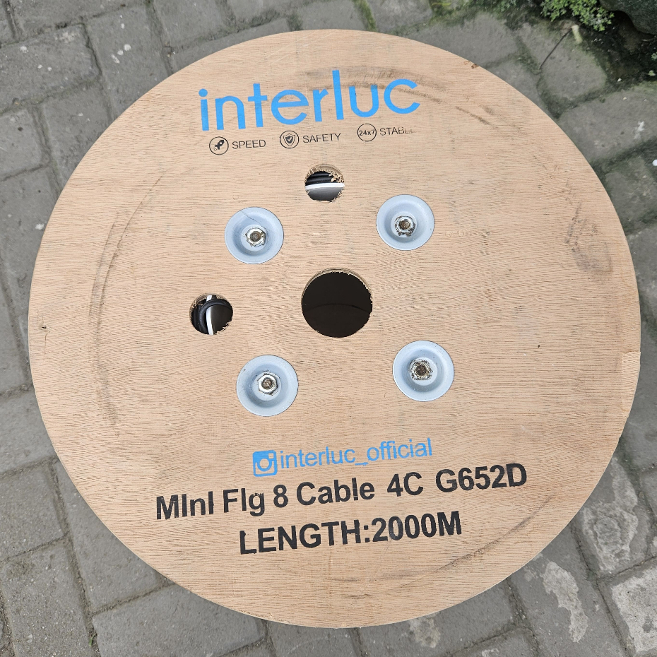 INTERLUC Kabel Fiber Optik 4 Core Fig8 Mini 2KM | Kabel Fiber Optic Cable Fig8 4Core 2000 m FTTH