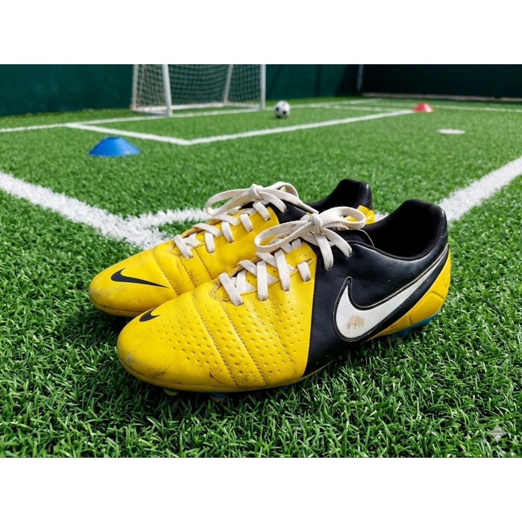 Sepatu Bola Second Nike CTR Maestri 3 Size 43 Insole 270 Minus Tapak Gantian Second Ori