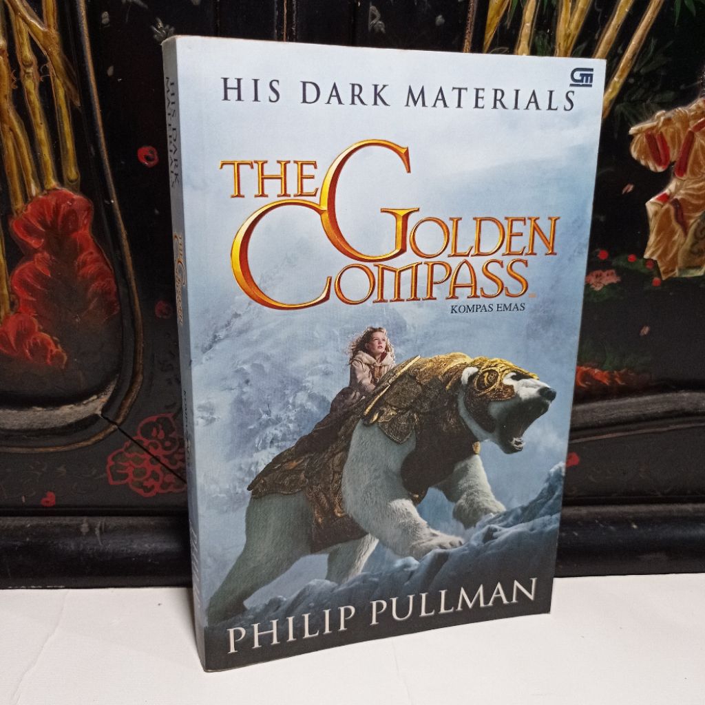 novel the golden compass - philip pullman