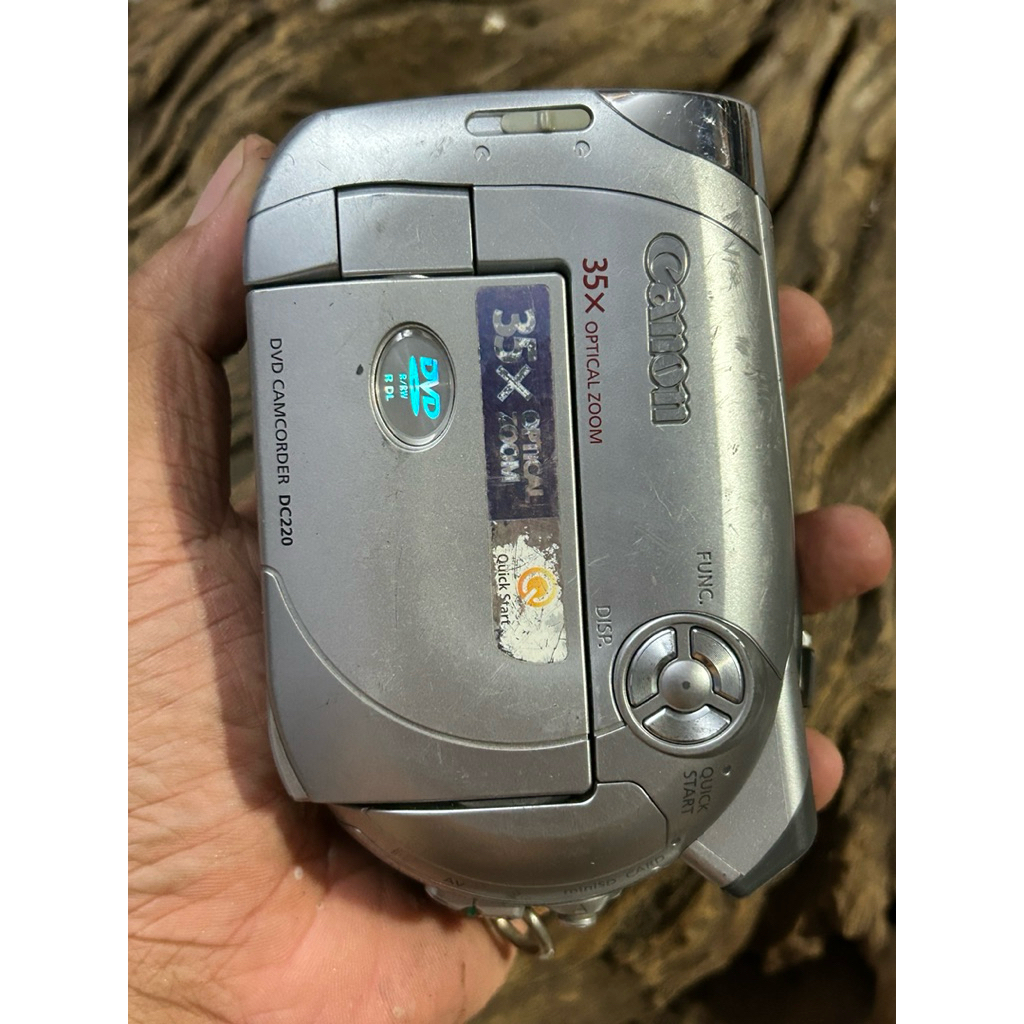 Canon DC220 Handycam Mini DVD Camcorder Zoom 35x Untested