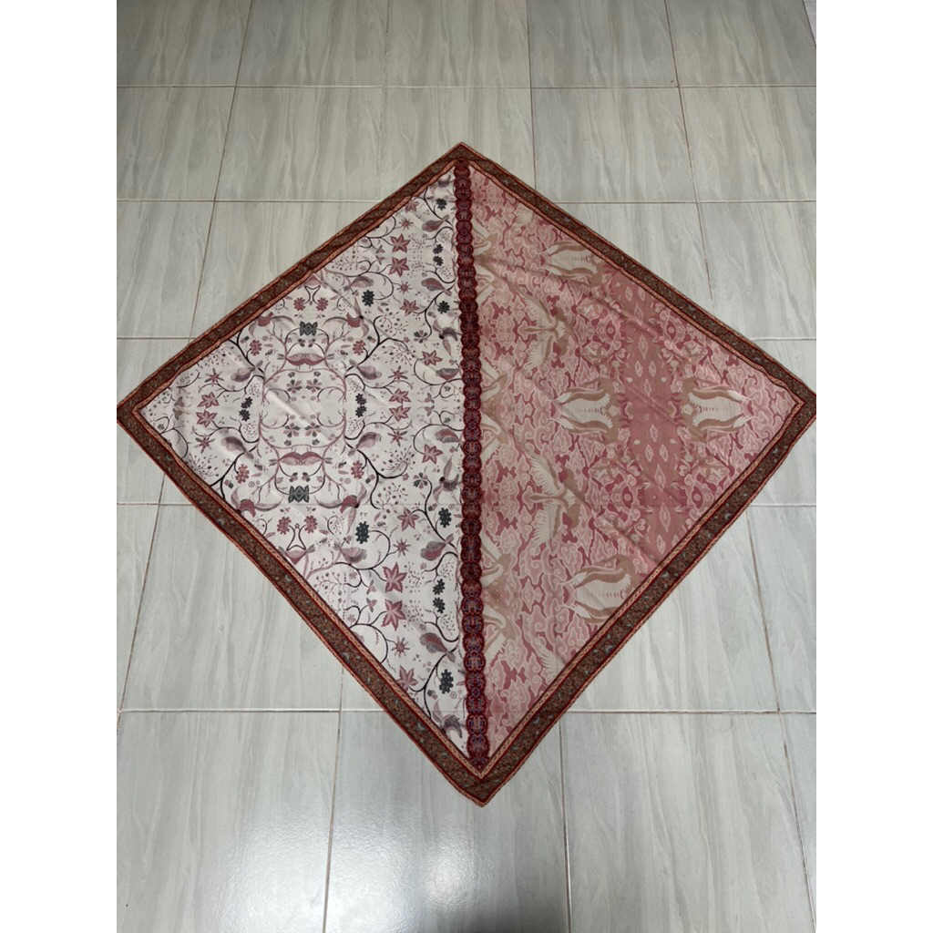 Pelangi Asmara Scarf preloved