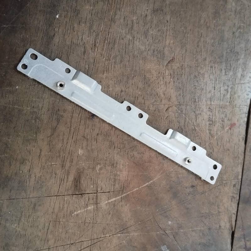bracket briket penahan klik kiri kanan HP X360 convertible 11-ab128tu