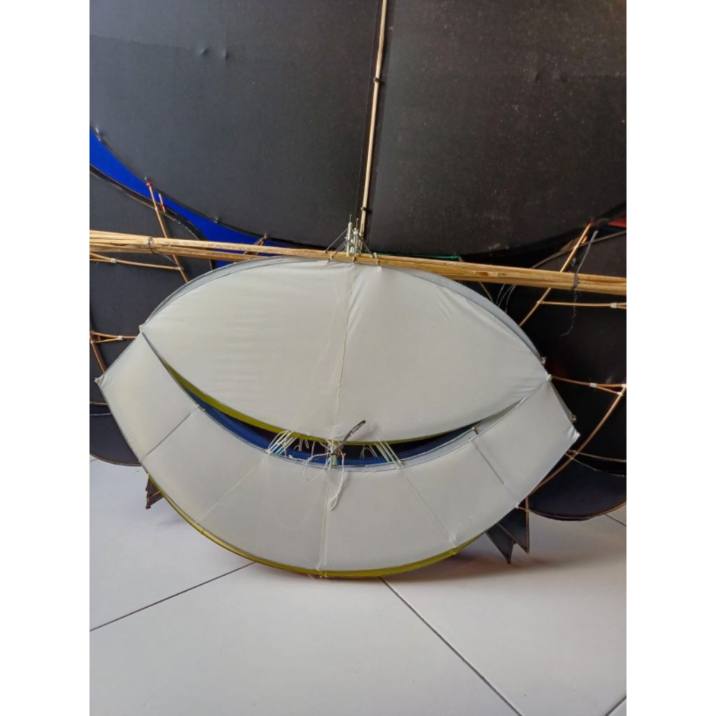 layangan gapangan pegon mini 60cm paket 10pcs bisa jual lagi sudah sendaren dan sentil rangka dari f