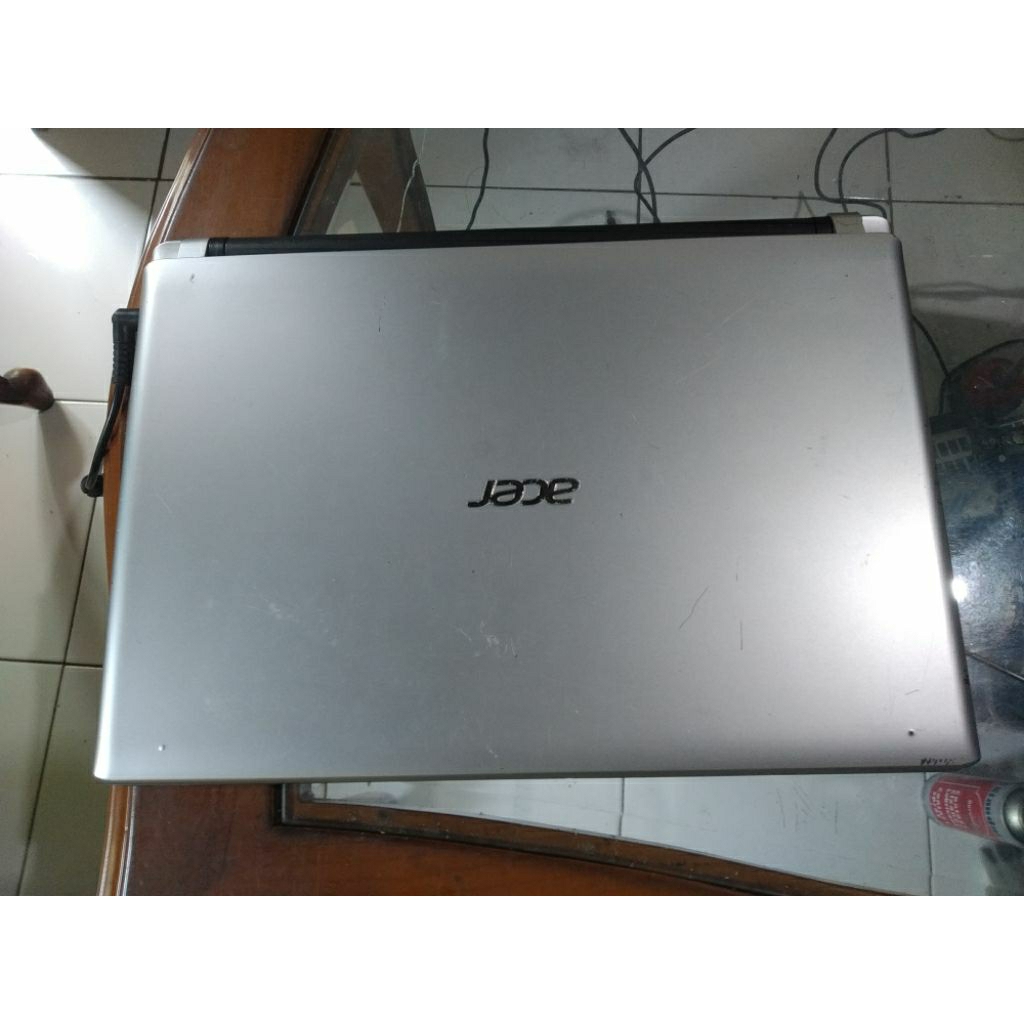 Acer Aspire V5-431 Core i3