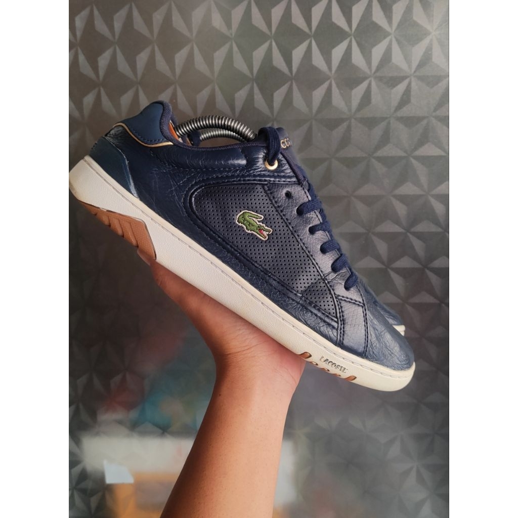 sepatu Lacoste SZ 43 second bekas preloved