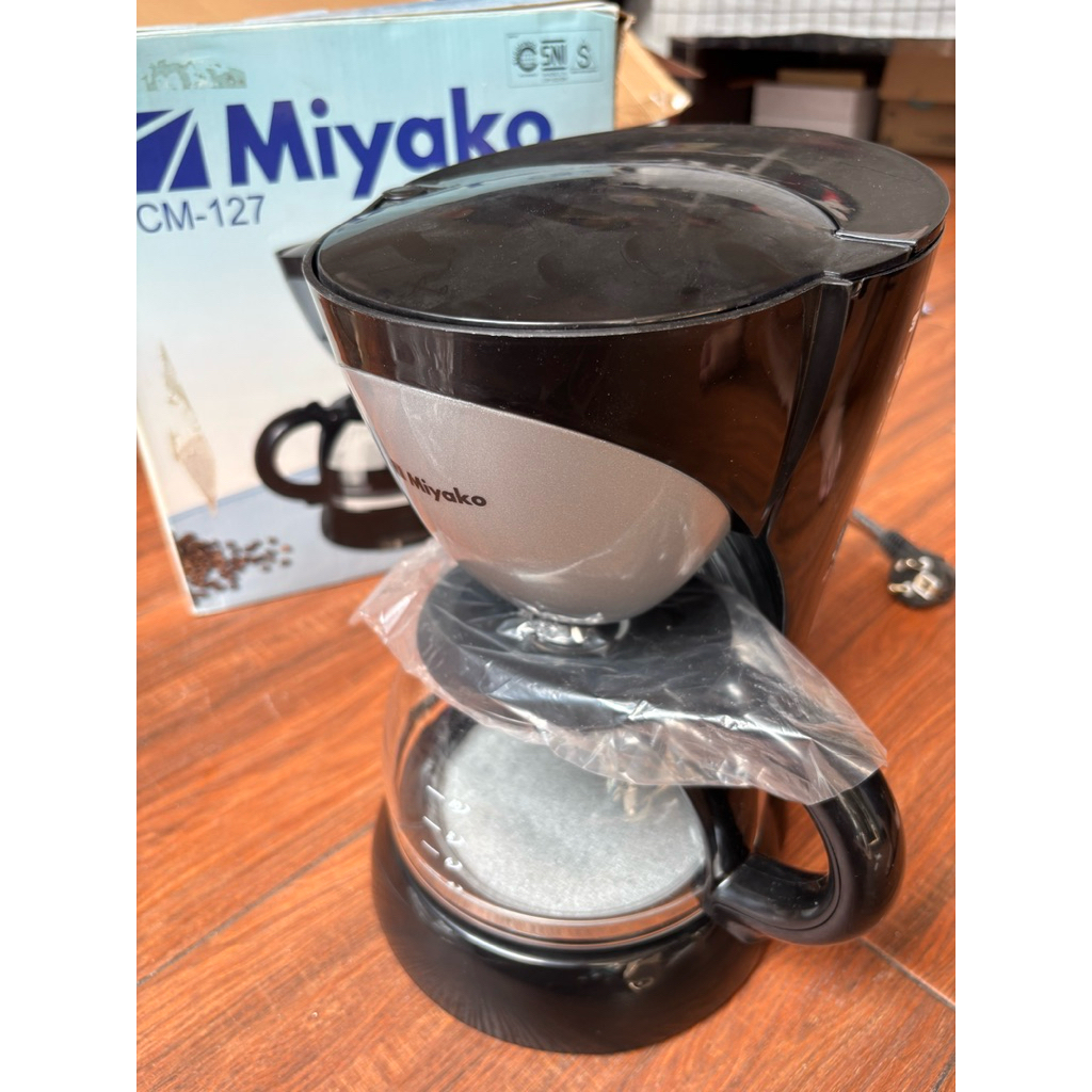 Miyako Coffee Maker CM127 (New Never been Used)