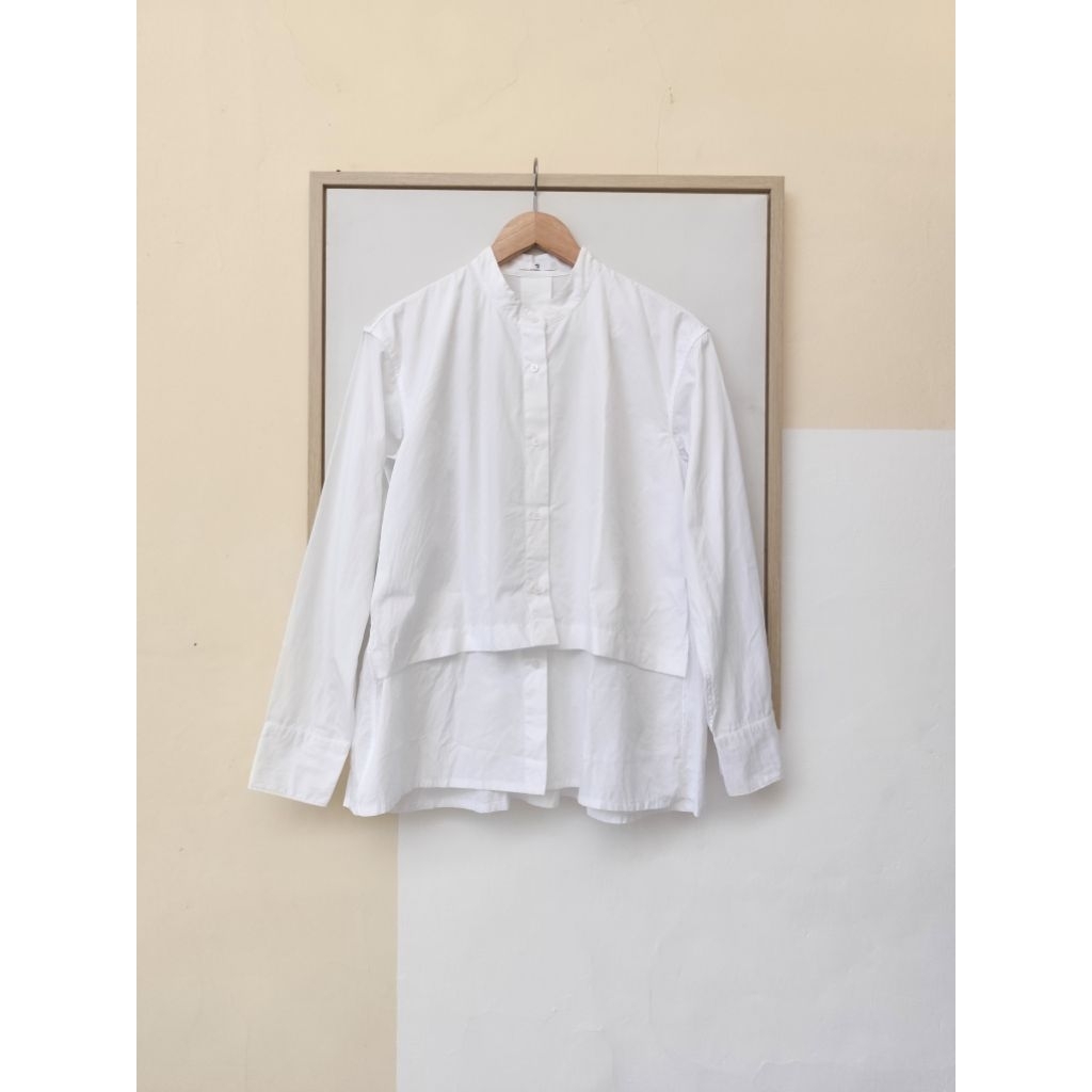 Kemeja Putih +J Uniqlo