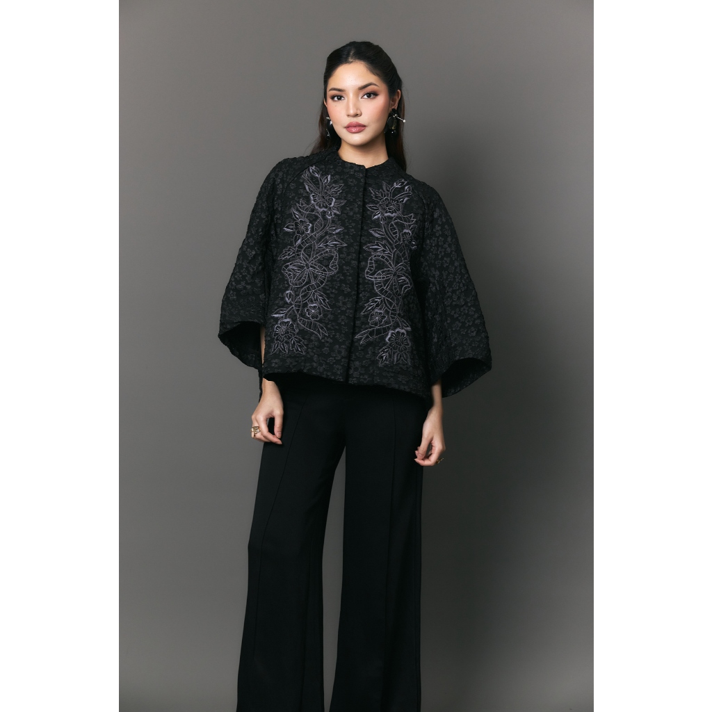 STUDIO TUI - VIVIEN OUTER IN BLACK