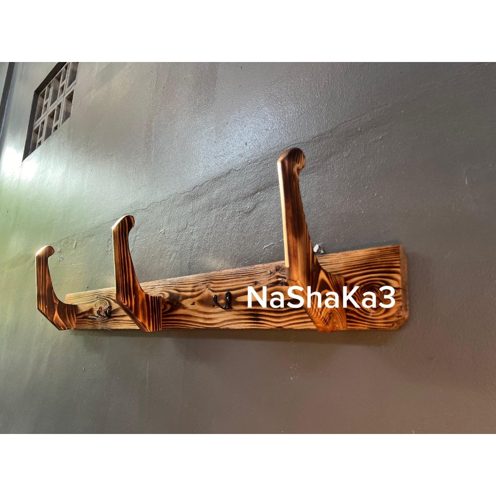 Rak Helm Horizontal Full Kayu Jati Belanda / Gantungan Helm / Rak Gantung Helm Kayu Jati Belanda / E