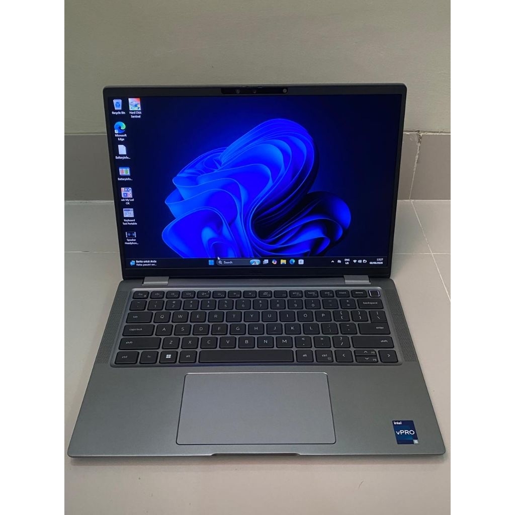 Dell Latitude 7740 Core i5 1345U (13Th) Ram 16 Gb Layar 14 Fhd+